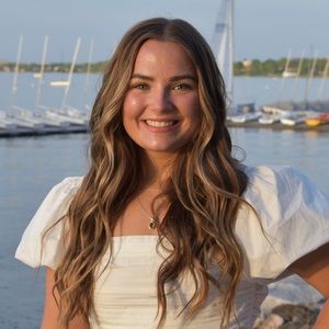 Meet your Posher, Anna